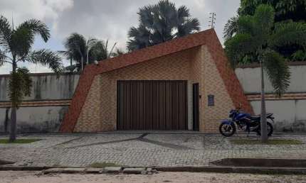 Casa com 4 quartos à venda na Avenida Cícero Sá, Camará, Aquiraz