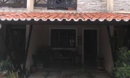 Casa Duplex em Condomínio com 02 suítes em Messejana para venda