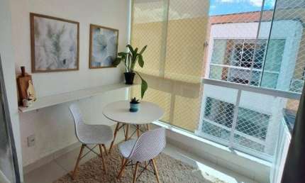 Apartamento com móveis projetados no Sonata Residence