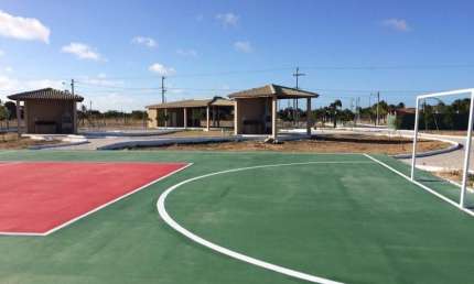 Terreno à venda na Praça Horácio Bessa, Jacarecoara, Cascavel