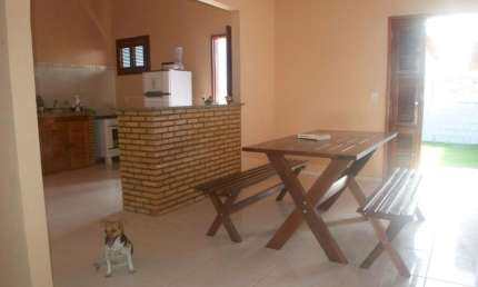 Vende - se Casa no Barramar da Taiba com Jardim Amplo e Churrasqueira