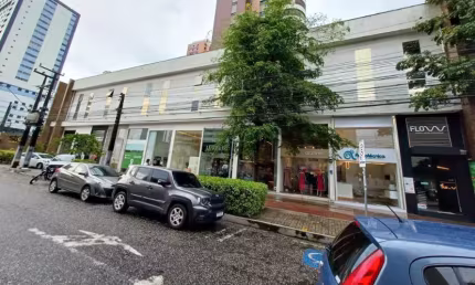 Sala comercial com 4 salas para alugar na Rua Marcos Macêdo, 655, Aldeota, Fortaleza