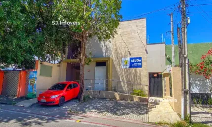 Casa comercial com 12 salas para alugar na Rua Carlos Vasconcelos, 1369, Aldeota, Fortaleza