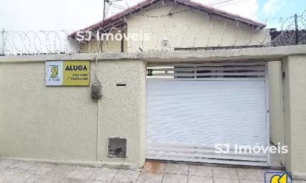 Casa com 3 quartos para alugar no Bom Futuro, Fortaleza 