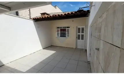 Casa toda reformada e otimo preço no bairro luciano cavalcante