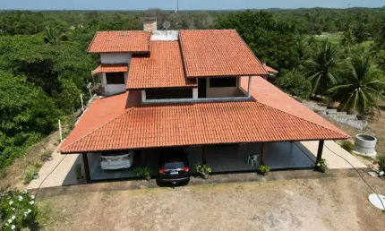 Vende - se casa na taiba com lago particular e 2ha de terreno