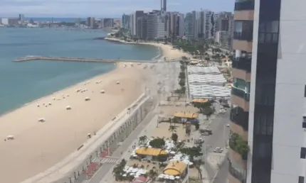 Vende - se apartamento na cobertura com piscina privativa no meireles com 8 suítes