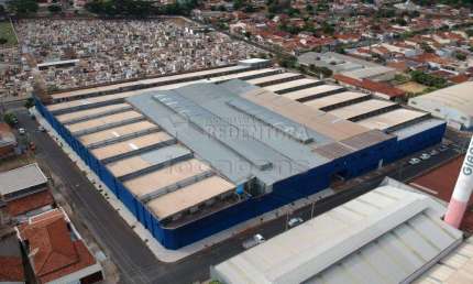 Mirassol - SP - Parque José Maria Navarrete - Barracão comercial