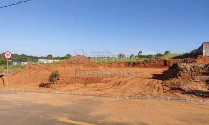 Terreno no Colina com 226m² estuda imóvel como pagamento