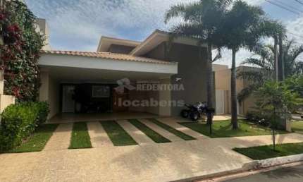 Recanto do Lago - Maravilhosa Casa em Condomínio à Venda