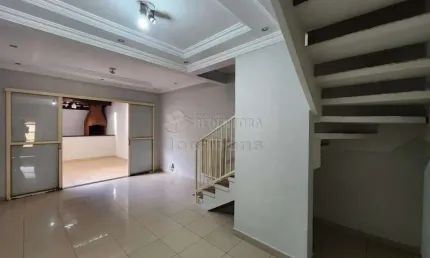 Vila Borguese II Casa tipo sobrado com 2 dormitórios, 01 vaga de garagem.