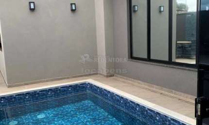 Casa Térrea Linda / Condomínio Village La Montagne - Venda - Residencial