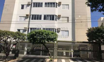 Parque Residencial Lauriano Tebar - Apartamento com 02 dormitórios