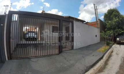 Casa com 2 quartos à venda no Parque das Amoras, São José do Rio Preto 