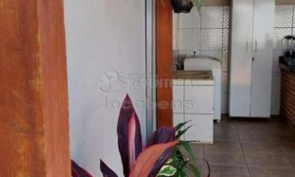 Casa com 2 quartos à venda no Jardim Astúrias, São José do Rio Preto 