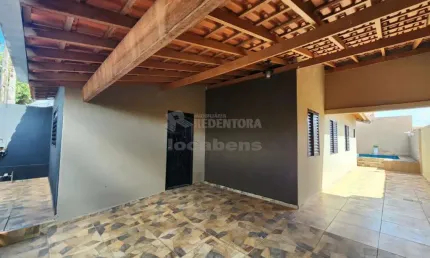 Conjunto Habitacional São Deocleciano- Casa em excelente localização, com 3 dormitórios.