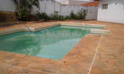 Santos Dumont - Excelente para Clínicas ou Casa de Repouso - Terreno 1656m², Construção 568m²