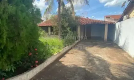 Casa Padrão Residencial Para Venda no Jardim Planalto