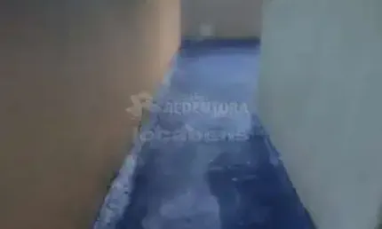 Castelinho, perto do Bosque da Felicidade - Casa com 2 dorms, sala, coz, wc, quintal, garagem, estuda propostas