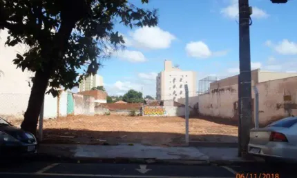 Terreno / Área à venda com 968 m² no centro de São José do Rio Preto