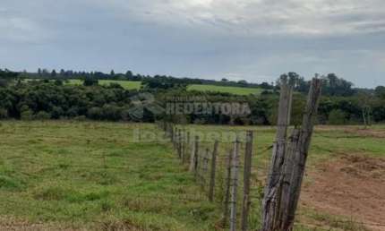 Terreno comercial à venda na Zona Rural, Cedral 