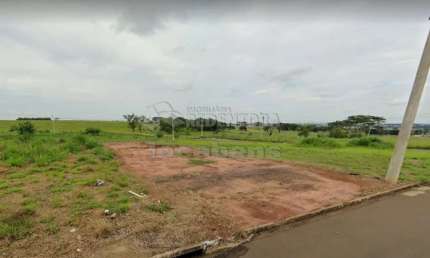 Terreno de 200m² no Loteamento Parque Maria Serantes