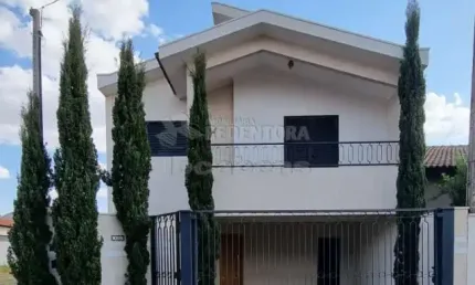 Casa com 3 quartos à venda no Centro, Bálsamo 