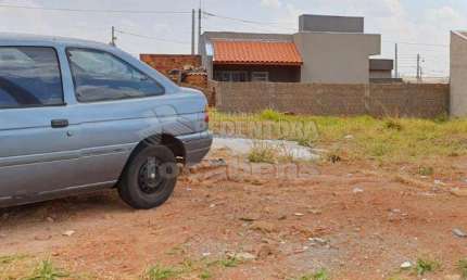Terreno à venda no Residencial Bela Aurora, Cedral 