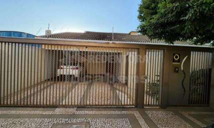 Casa com 4 quartos à venda na Vila Santa Cândida, São José do Rio Preto 