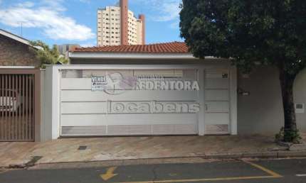 Nova Redentora- Térrea -Ótima casa comercial e residencial com 03 dormitórios