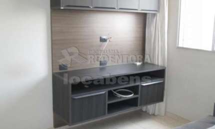 Loteamento Clube V apartamento de 3º andar com 2 dormitórios