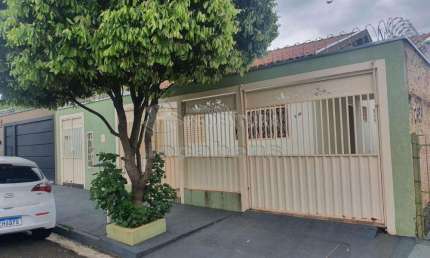 Eldorado casa térrea de 3 dormitórios com ótimo terreno