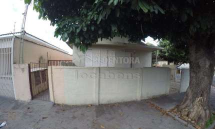 Casa Jardim Soraia com Mais 3 Casas independentes  no mesmo terreno