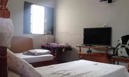 Casa com 3 quartos à venda na Vila Maceno, São José do Rio Preto 