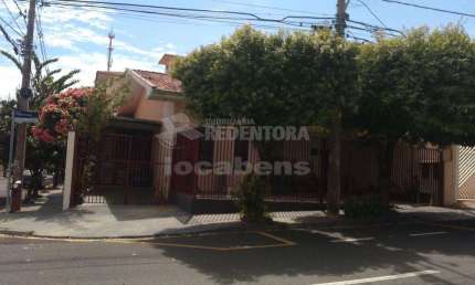 Casa com 3 quartos à venda na Vila Dório, São José do Rio Preto 