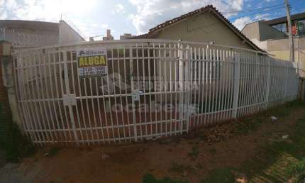 VILA BOM JESUS - Casa de 2 dormitórios com armário embutido,