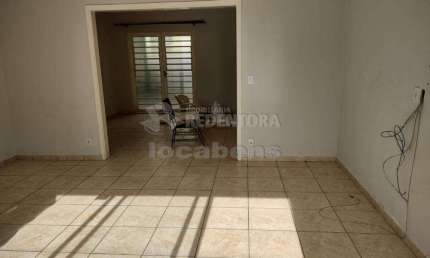 Casa com 4 quartos à venda na Vila Anchieta, São José do Rio Preto 