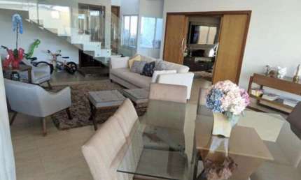 Residencial Gaivota II lindo sobrado com 4 dormitórios