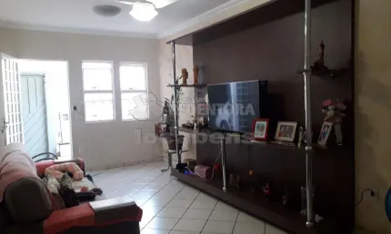 Casa com 3 quartos à venda na Vila Redentora, São José do Rio Preto 