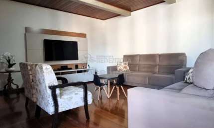 Edifício Gaivotas - Apartamento com 03 dormitórios e 03 vagas cobertas