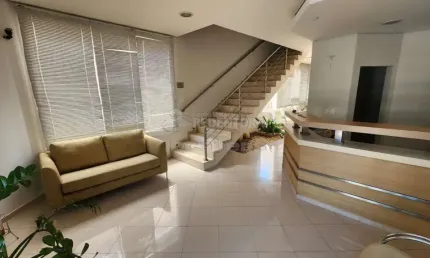 Maracanã Center - Sala Comercial com recepção compartilhada, 02 banheiros com acessibilidade