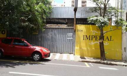 Área no Centro, boa para estacionamentos, galeria comercial, etc