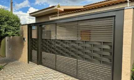 Excelente Casa Residencial para Venda - Parque Residencial J. Macedo