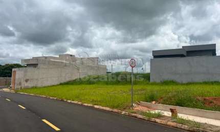 SETLIFE MIRASSOL - LOTE COM 365,16 M² com testada acima de 28 metros