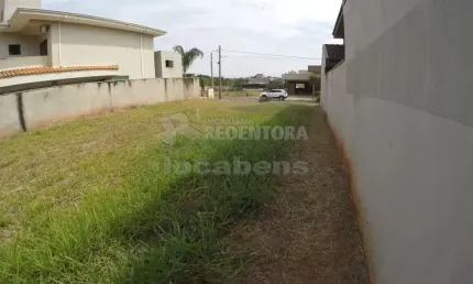 Terreno em condomínio fechado à venda no Loteamento Recanto do Lago, São José do Rio Preto 