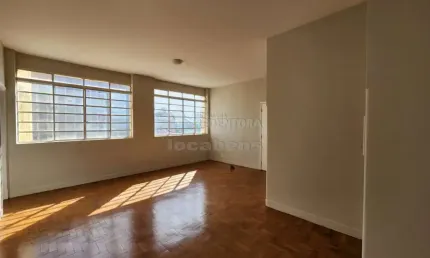 Apartamento / Padrão para locação com 03 Dormitórios no Centro