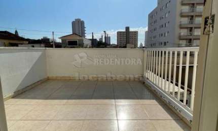 Boa Vista - Casa Sobrado com 02 dormitórios tipo apartamento e Sala Comercial com acessibilidade