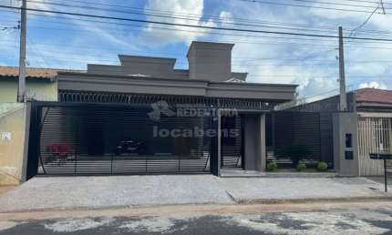 Casa Residencial 03 dormitórios - Parque São Miguel