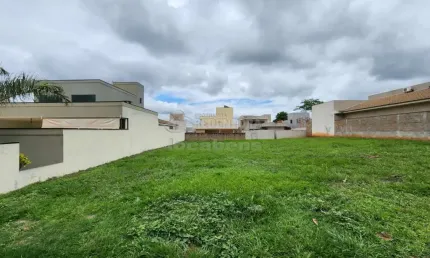 Terreno à venda no Condomínio Jardim Botânico, Bady Bassitt 