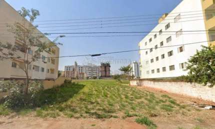 Higienopolis - Área em rua RESIDENCIAL e comercial 660 m² ótimo para comércios em geral